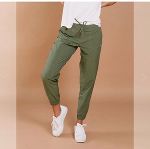 Albion Fit Sage Jetsetters